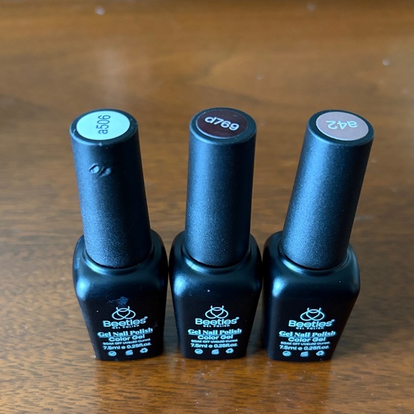 Assorted Nail Polish Collection - Picture 2 of 8